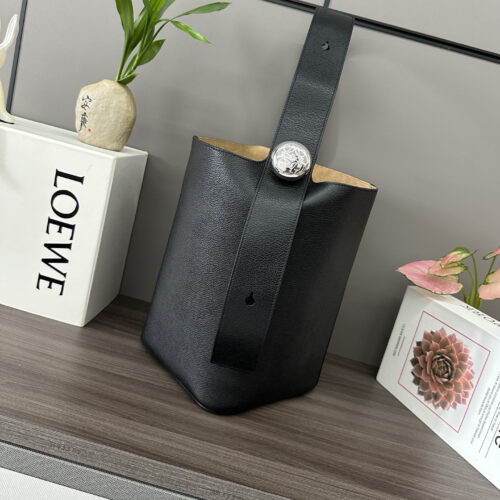 LOEWE Pebble Bucket Bag
