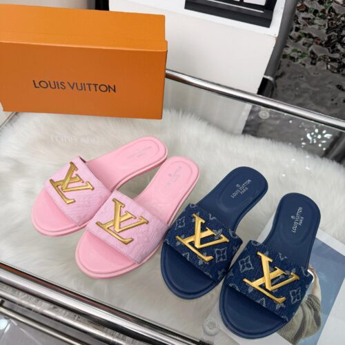 Alternative view of Louis Vuitton Lock It Flat Sandals