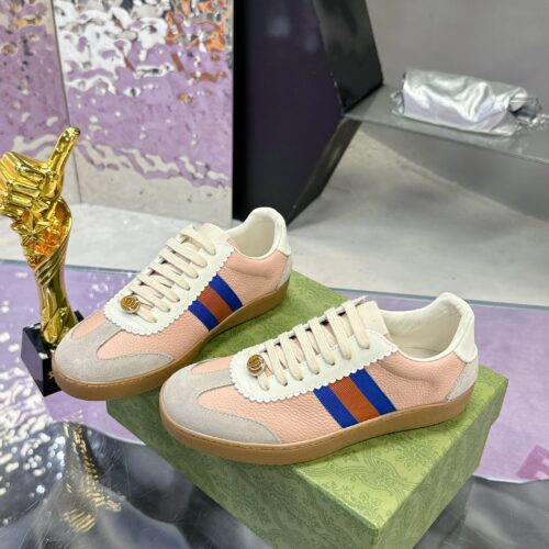 Alternative view of Gucci lace-trimmed canvas casual sneakers