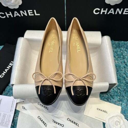 Chanel round-toe ballet shoes