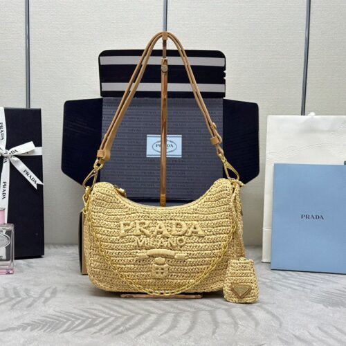 Alternative view of Bolso hobo de rafia de ganchillo de Prada, bolso de rafia tejido para la axila