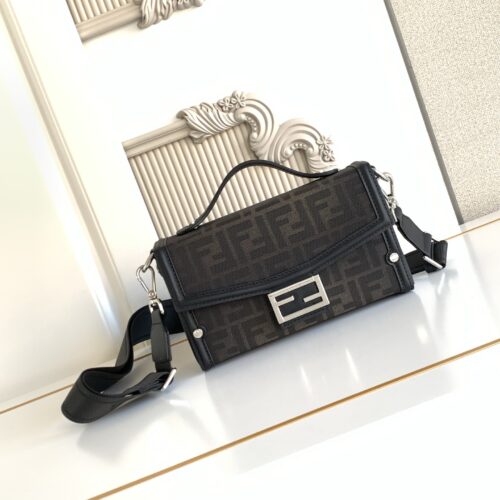 FENDI Baguette Soft Trunk Box Bag