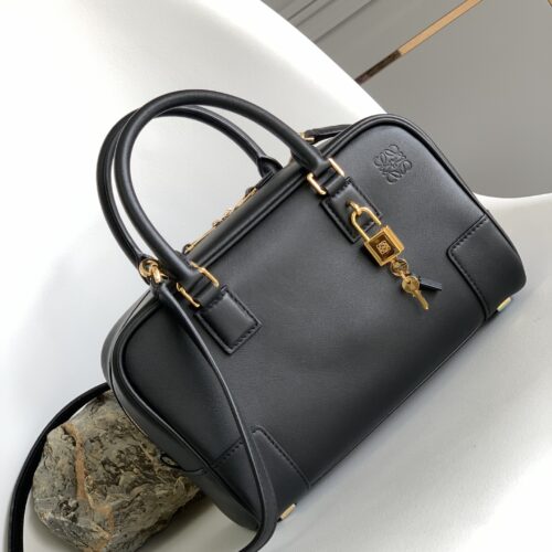 LOEWE Amazona 23 handbag