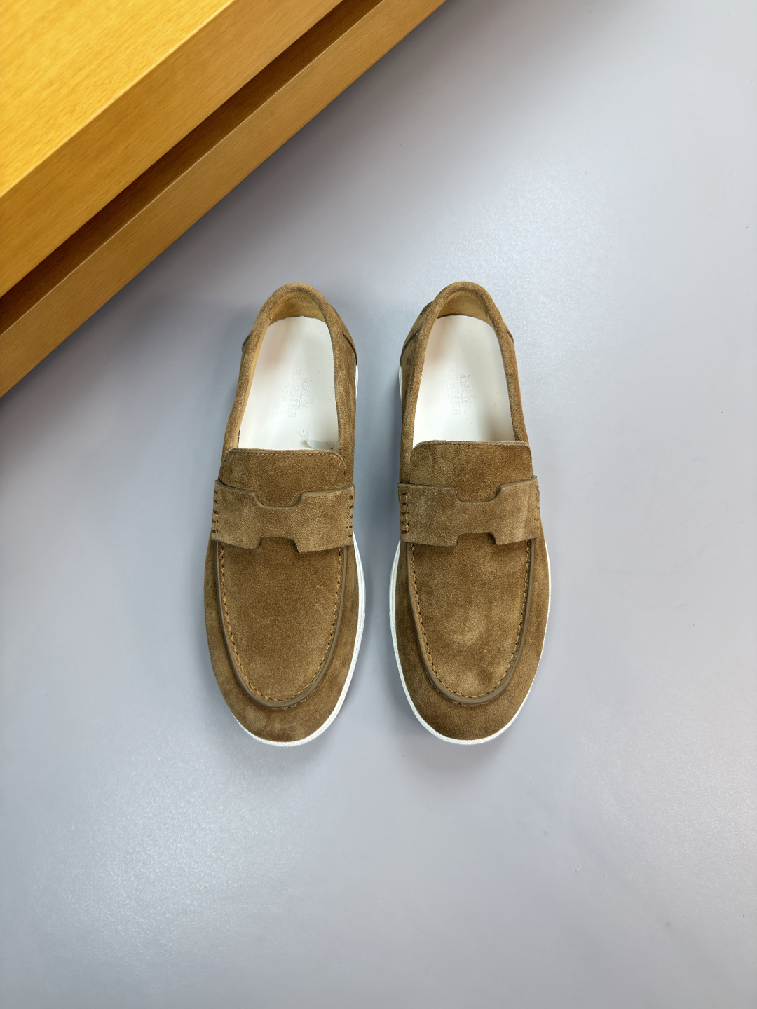 Hermès Job Collection Casual Loafers - Image 3