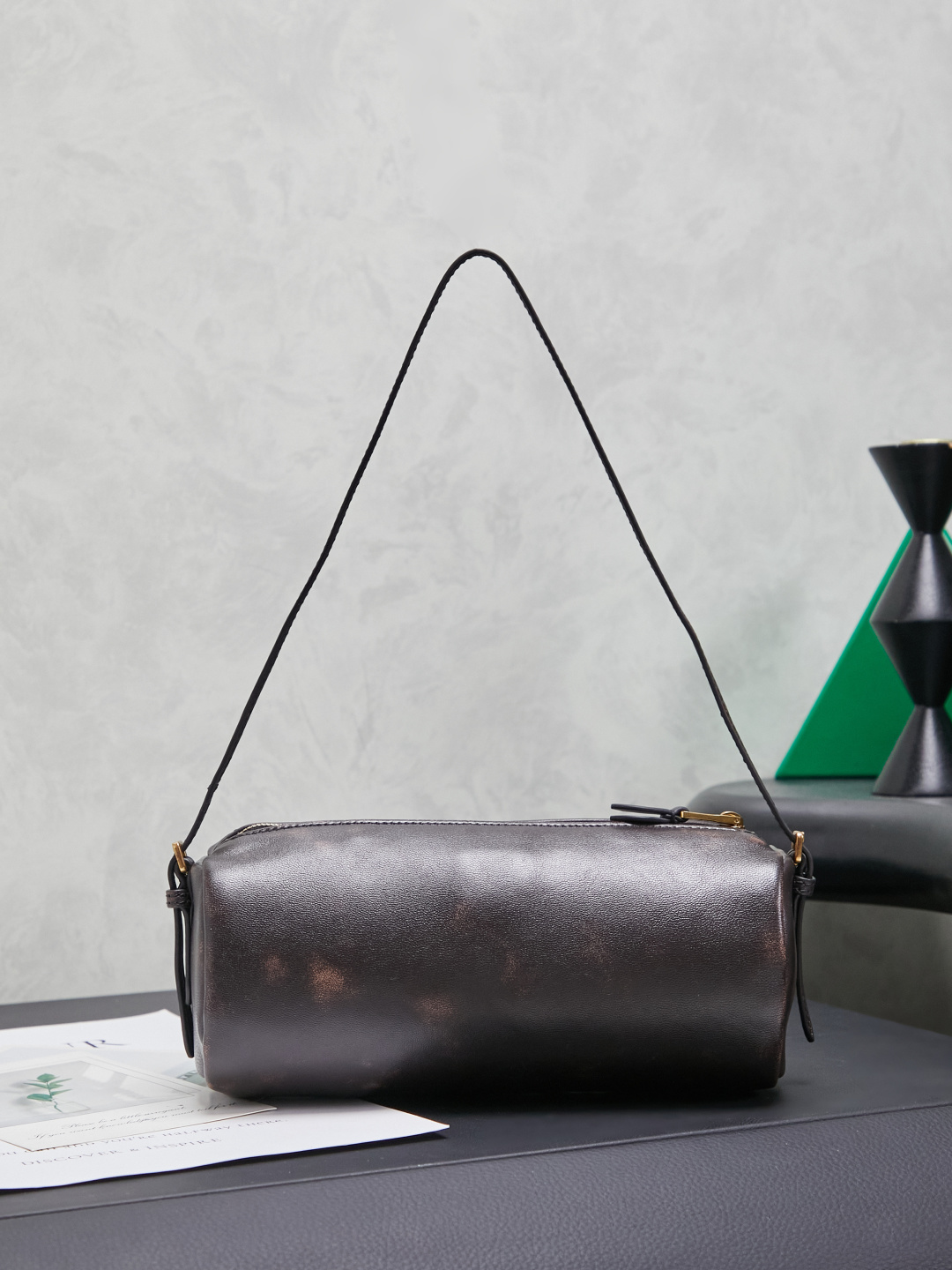 Miu Miu distressed genuine leather cylindrical shoulder bag - Image 3