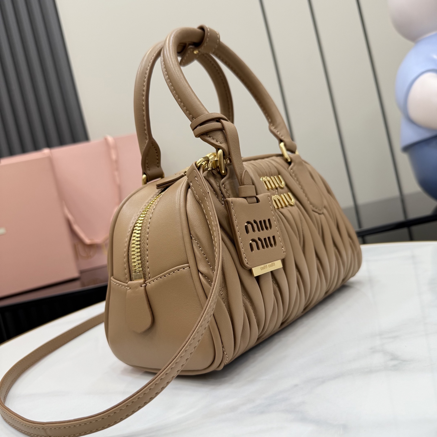 Miu Miu Arcadie Matelassé quilted handbag - Image 4
