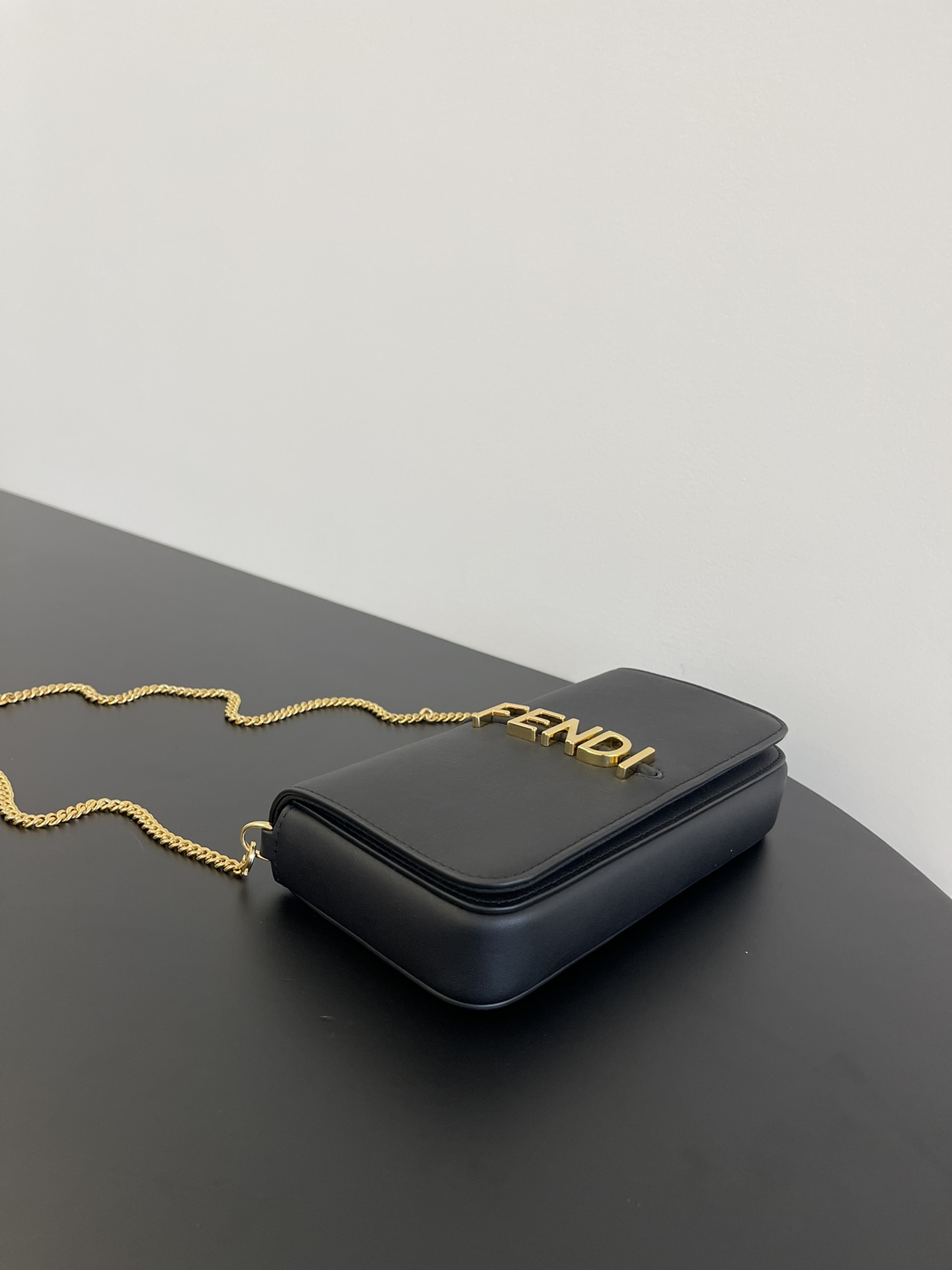 FENDI Fendigraphy Wallet on Chain - Image 7