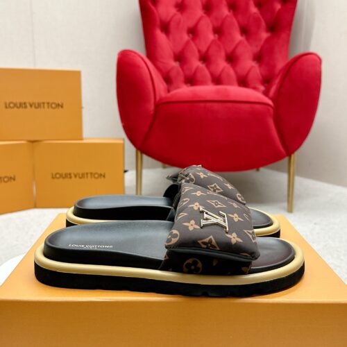 Alternative view of Louis Vuitton Pool Pillow Comfort Sandals