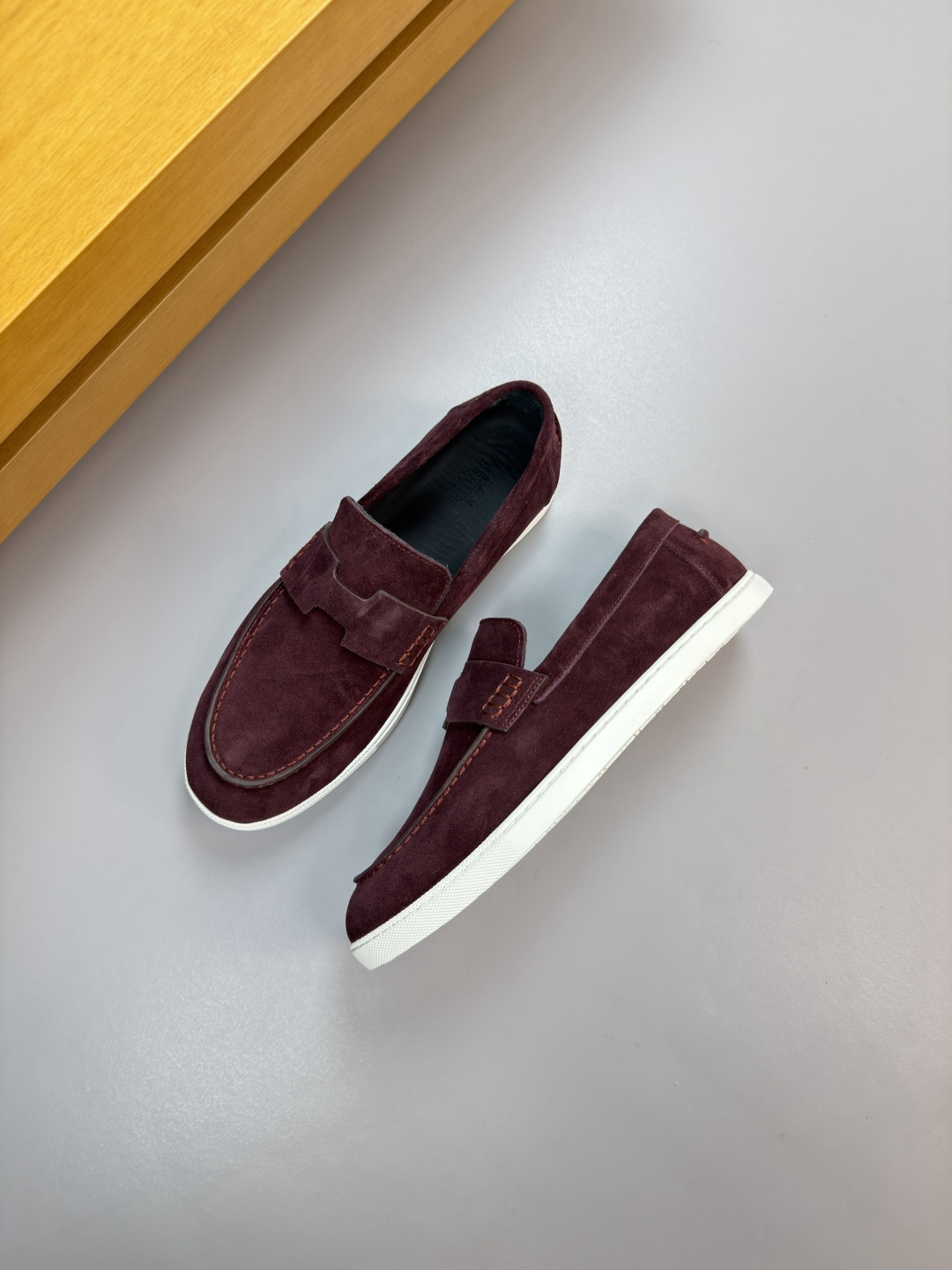 Hermès Job Collection Casual Loafers - Image 7