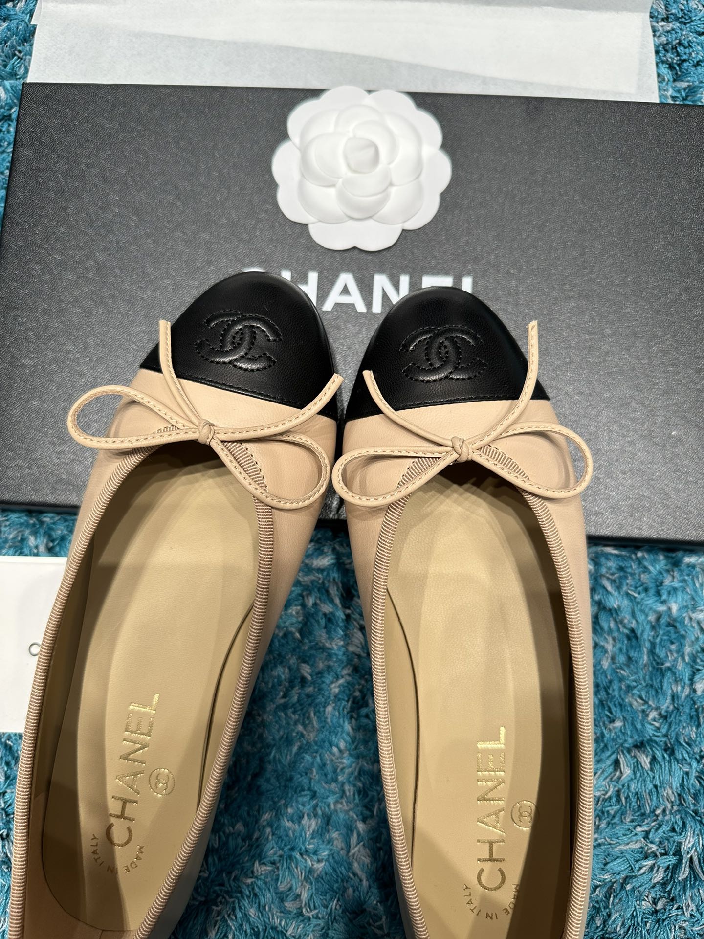 Chanel round-toe ballet shoes - Image 3