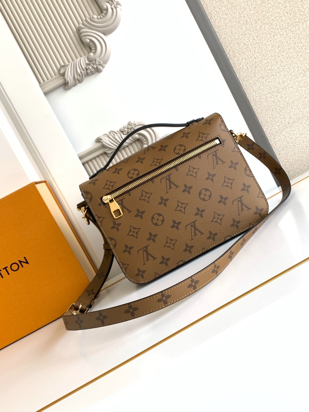 Louis Vuitton Metis East West horizontal messenger bag - Image 4