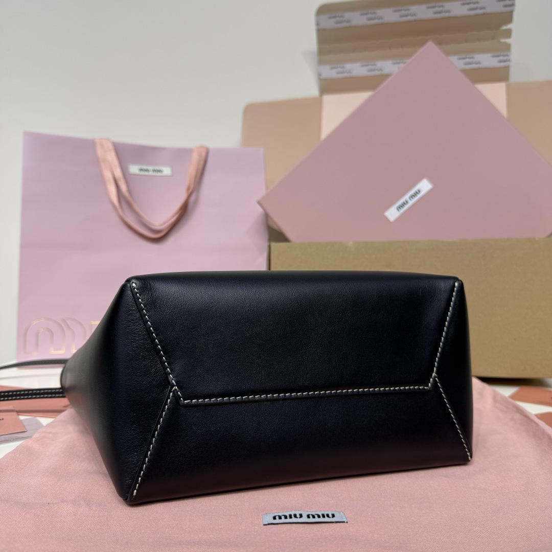 Miu Miu Ivy series small tote bag - Image 5
