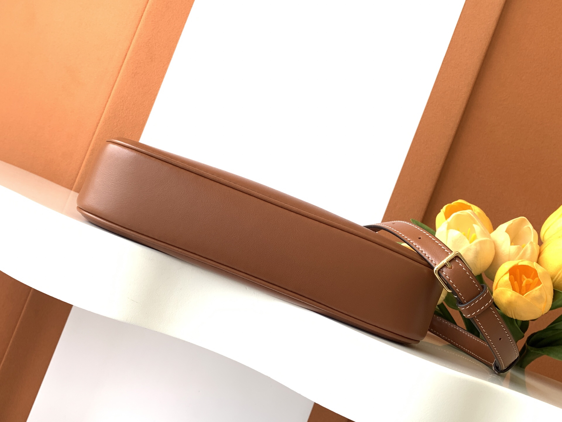 CELINE CAMILLE 16 SOFT handbag - Image 4