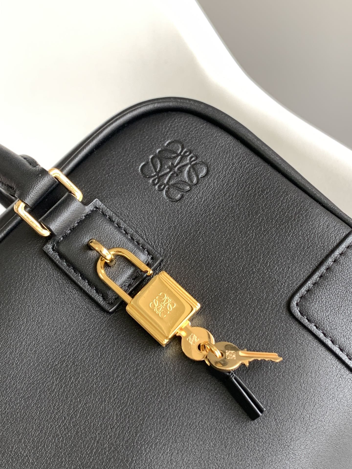 LOEWE Amazona 23 handbag - Image 4