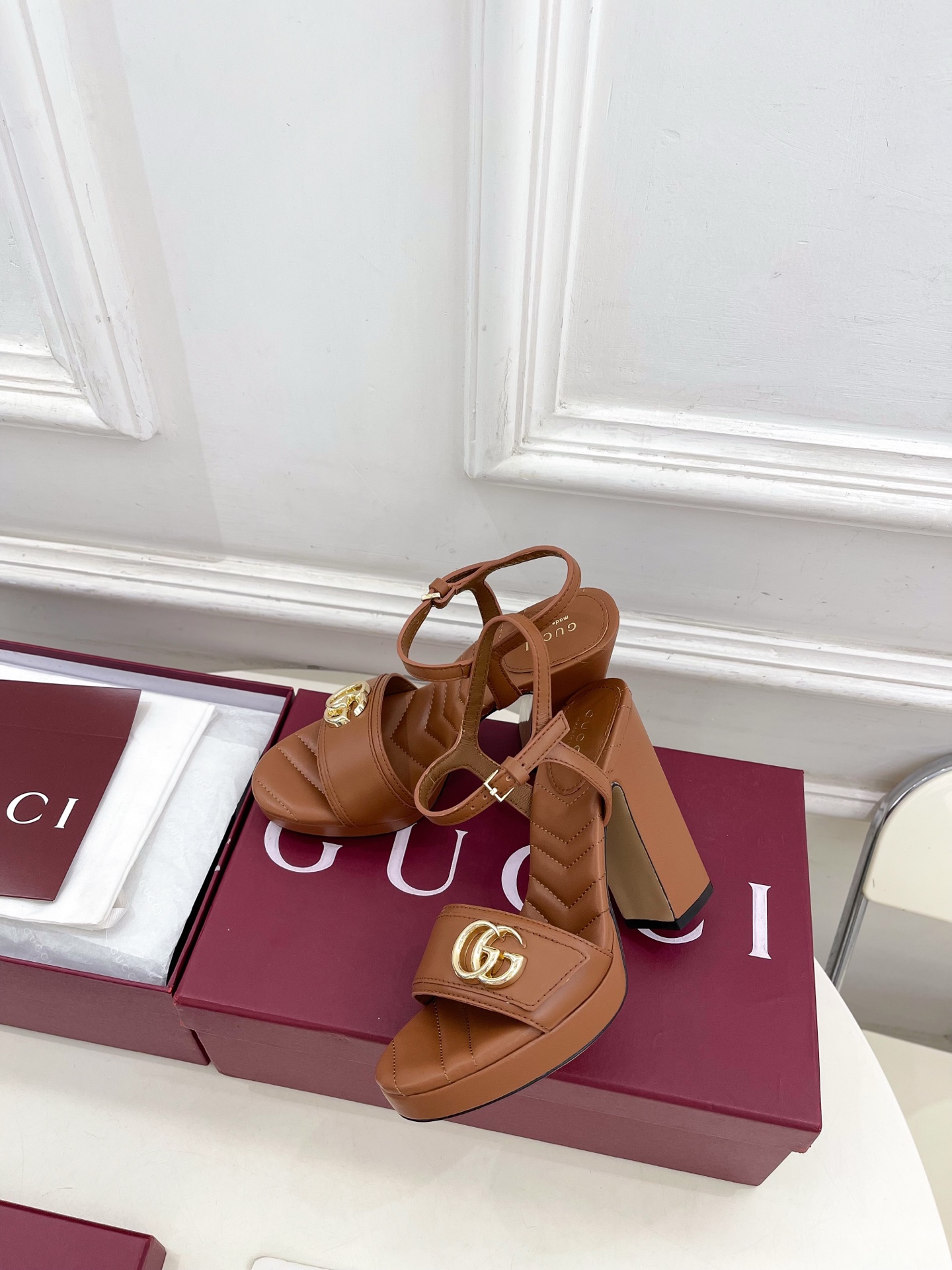 Gucci metallic platform sandals - Image 6