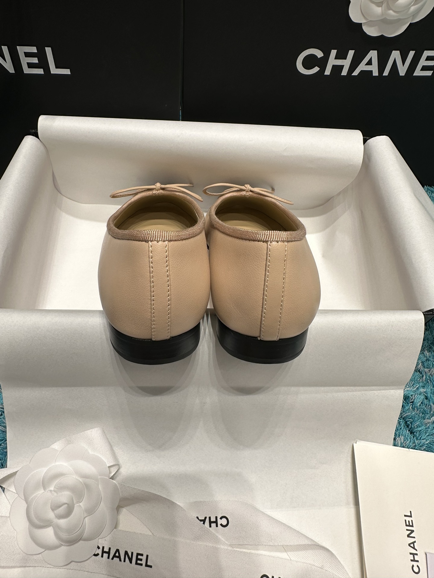 Chanel round-toe ballet shoes - Image 5