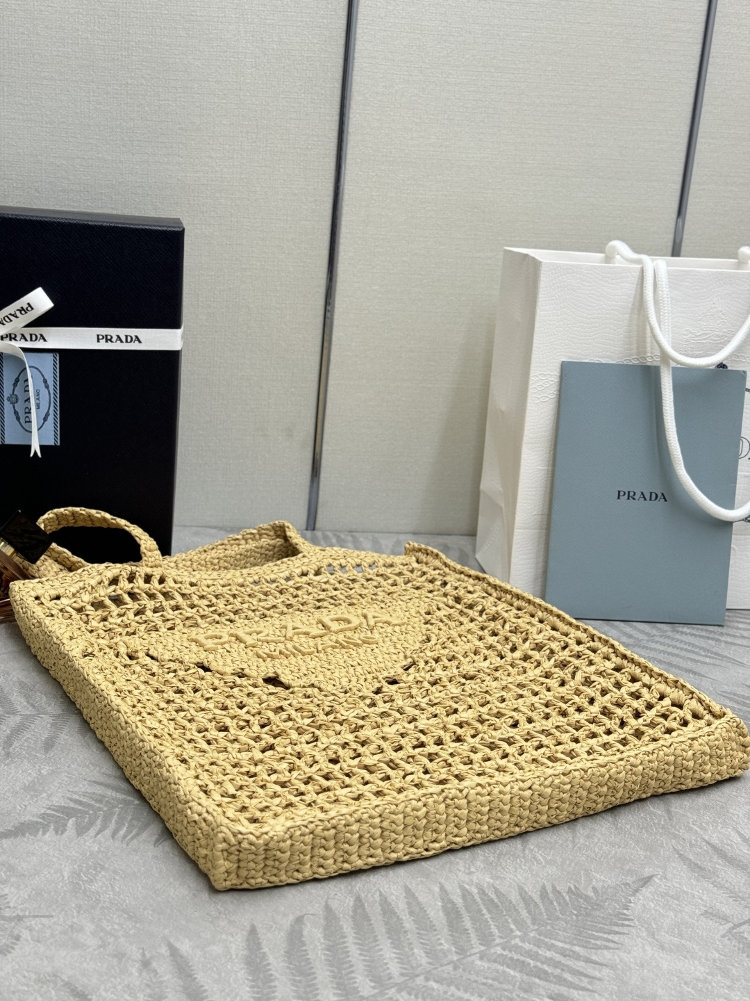 Prada openwork raffia woven tote bag (straw bag) - Image 7
