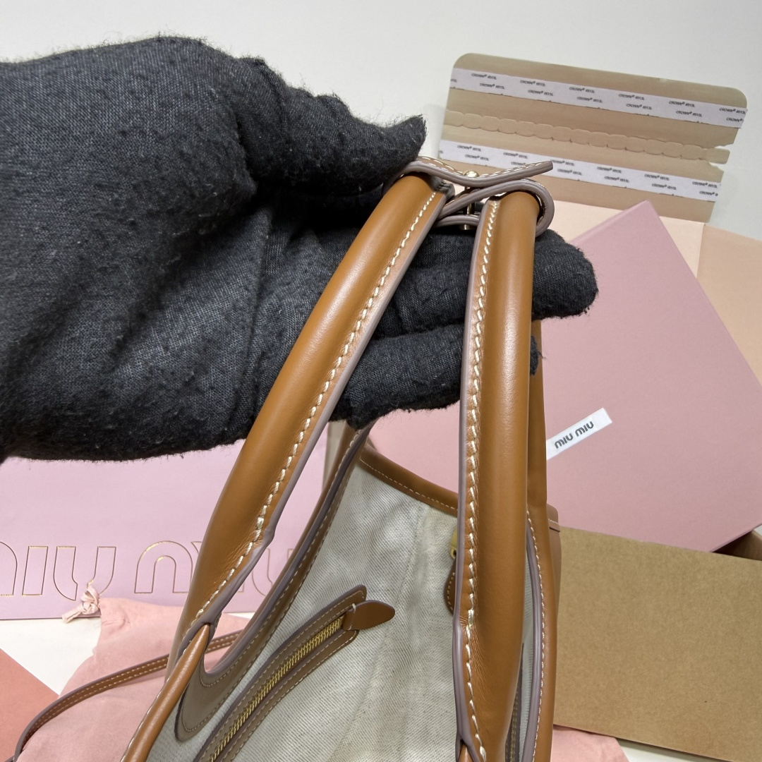 Miu Miu Ivy series small tote bag - Image 7