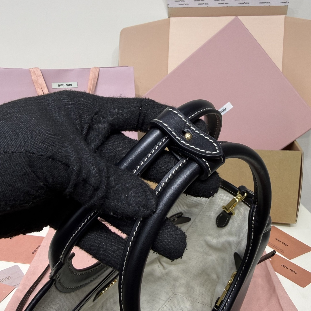 Miu Miu Ivy series small tote bag - Image 7