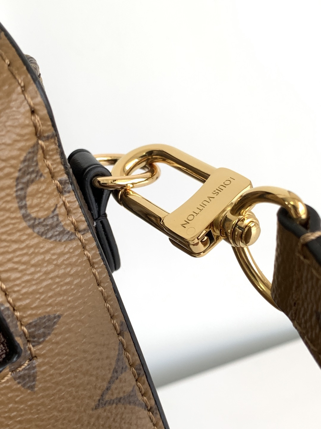 Louis Vuitton Metis East West horizontal messenger bag - Image 7