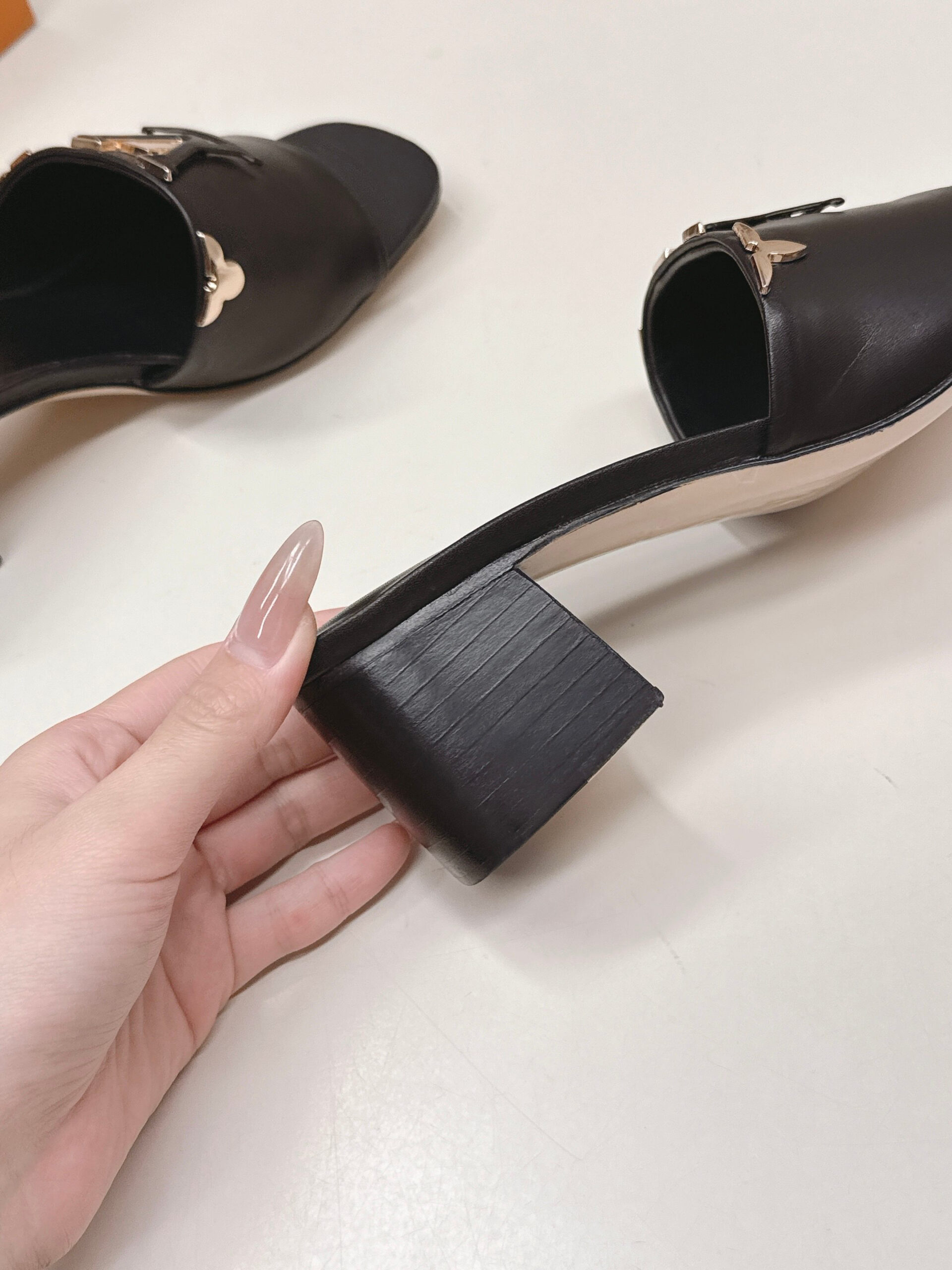 Louis Vuitton LV Isola High-Heeled Sandals - Image 7