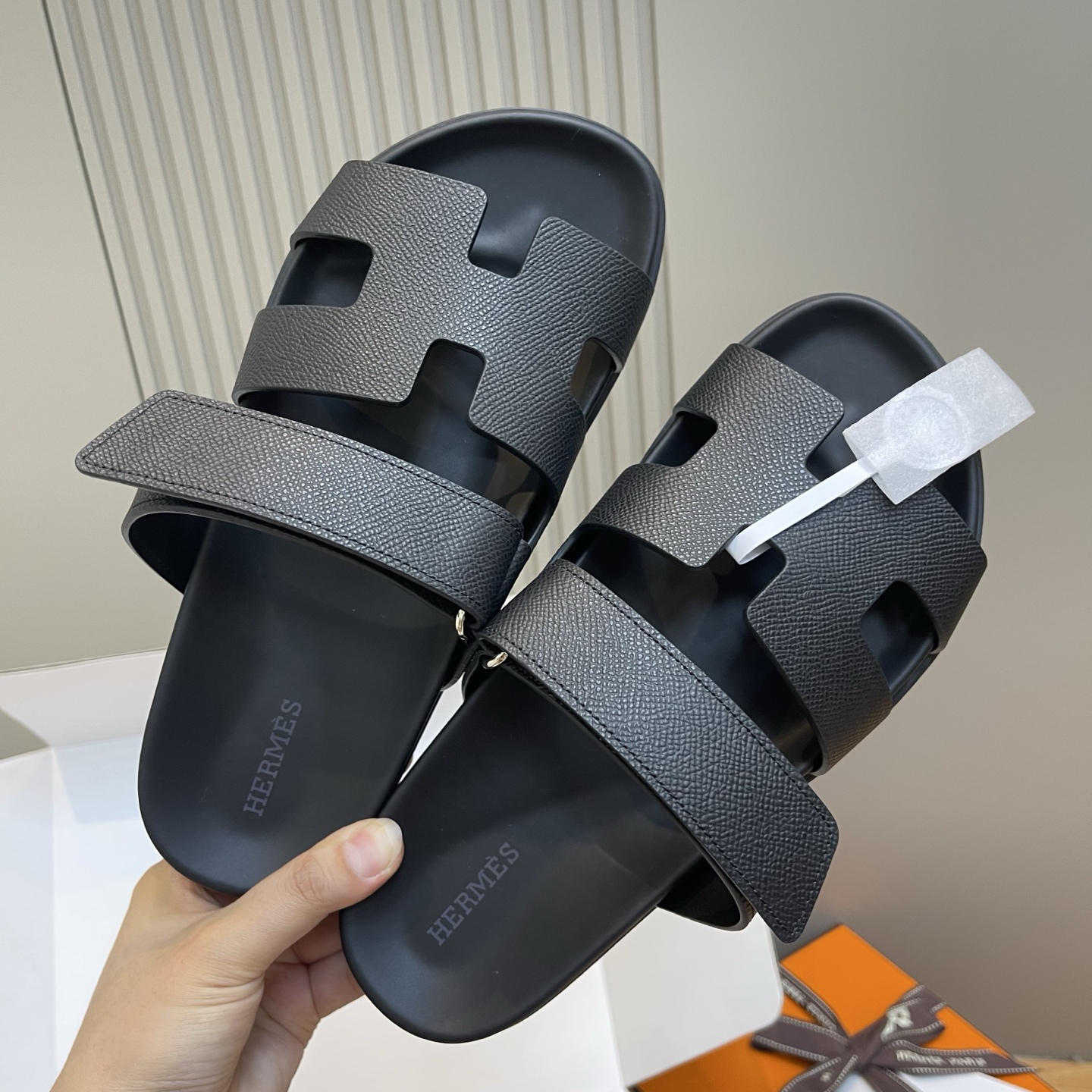 Hermès Chypre series Velcro H-shaped sandals - Image 11