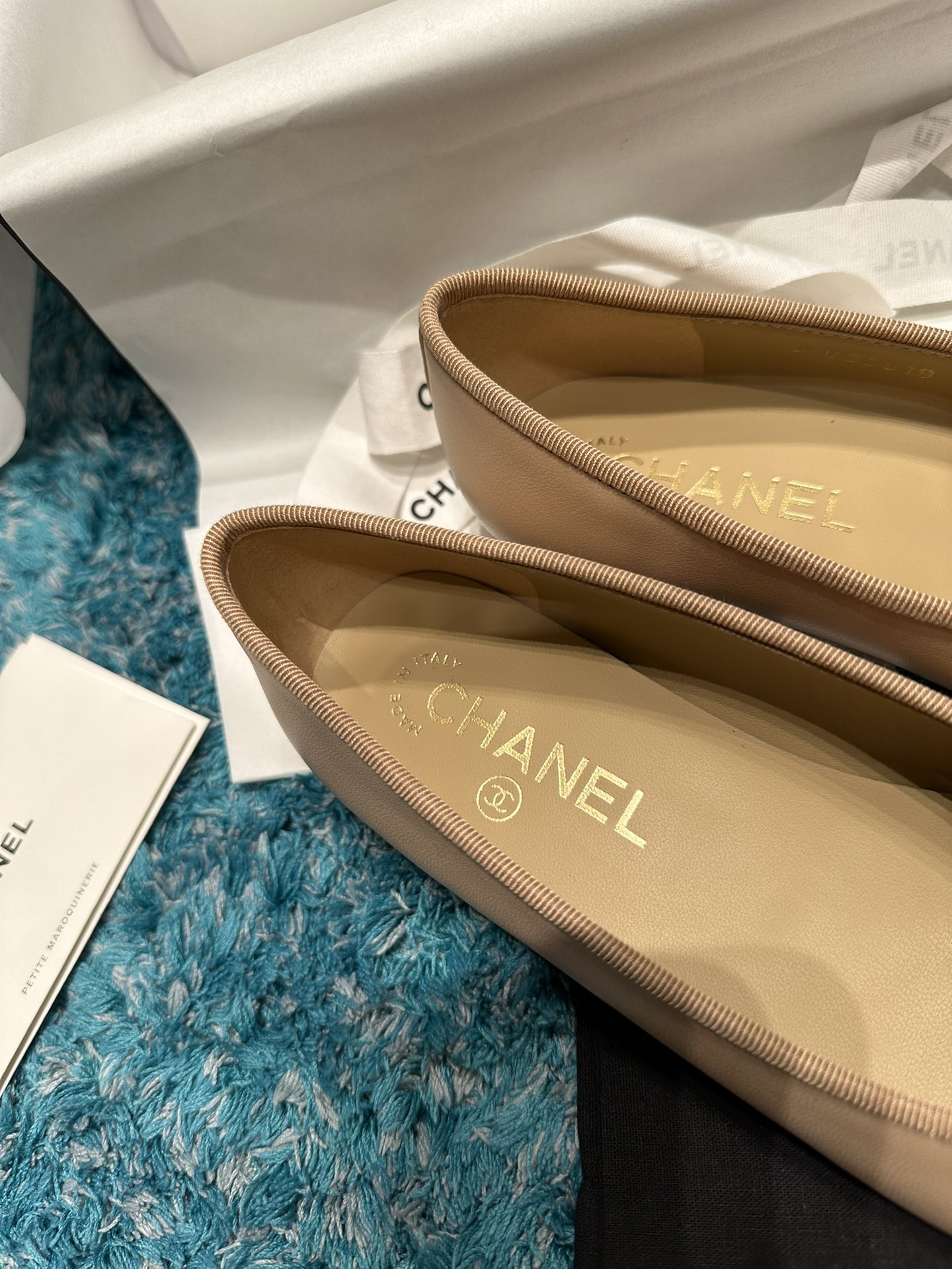 Chanel round-toe ballet shoes - Image 6