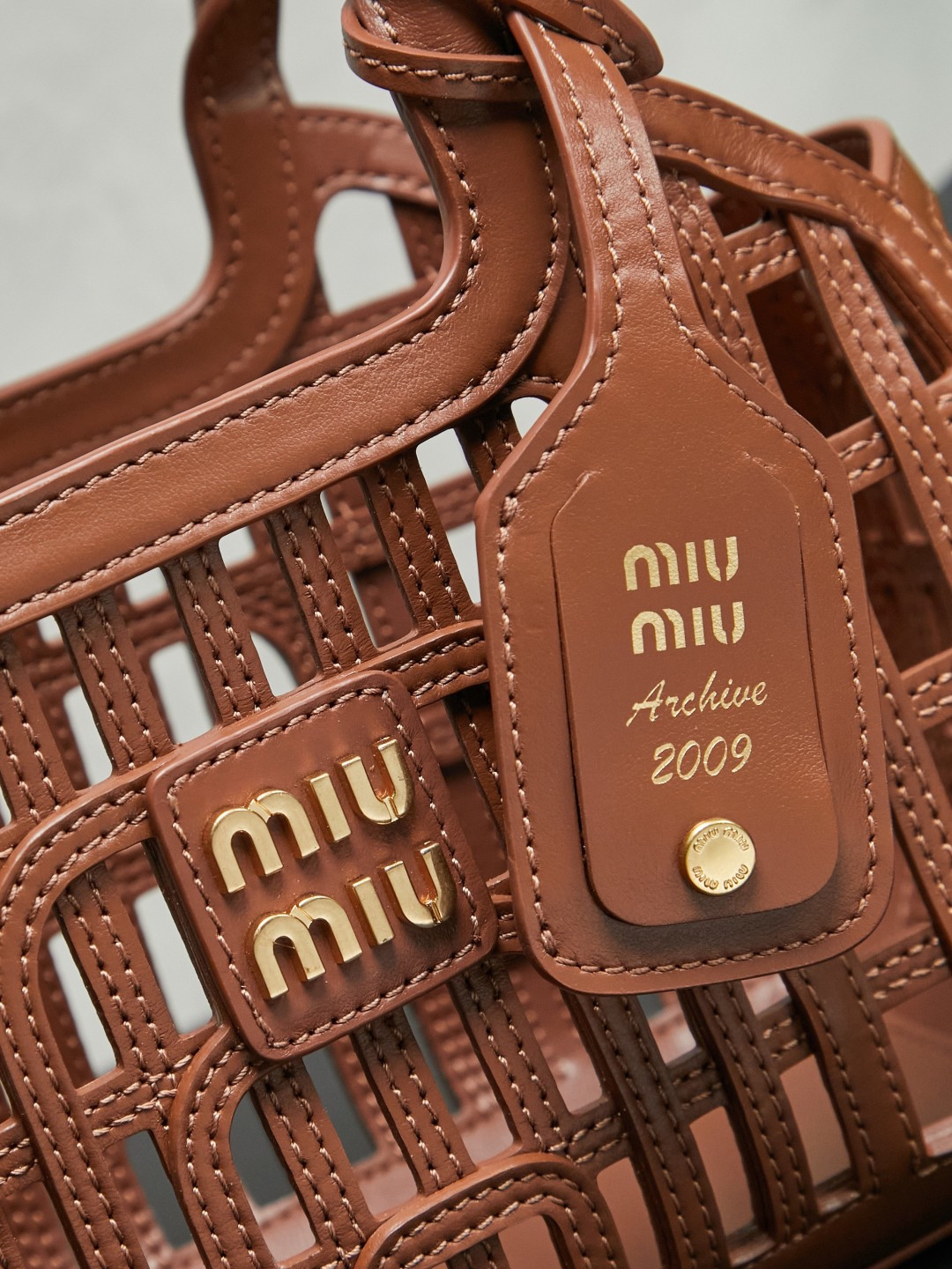 Miu Miu openwork basket bag - Image 8