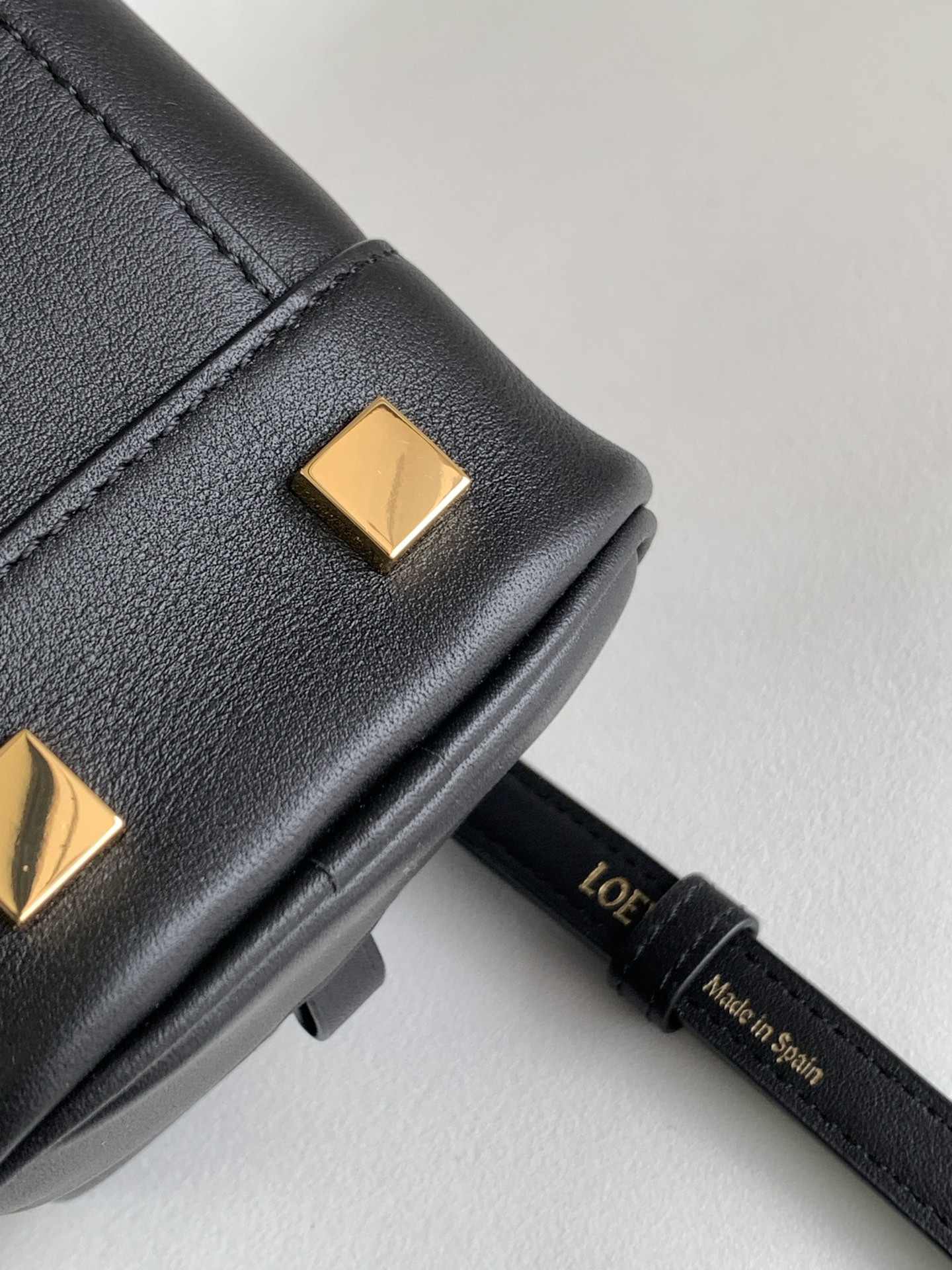 LOEWE Amazona 23 handbag - Image 7