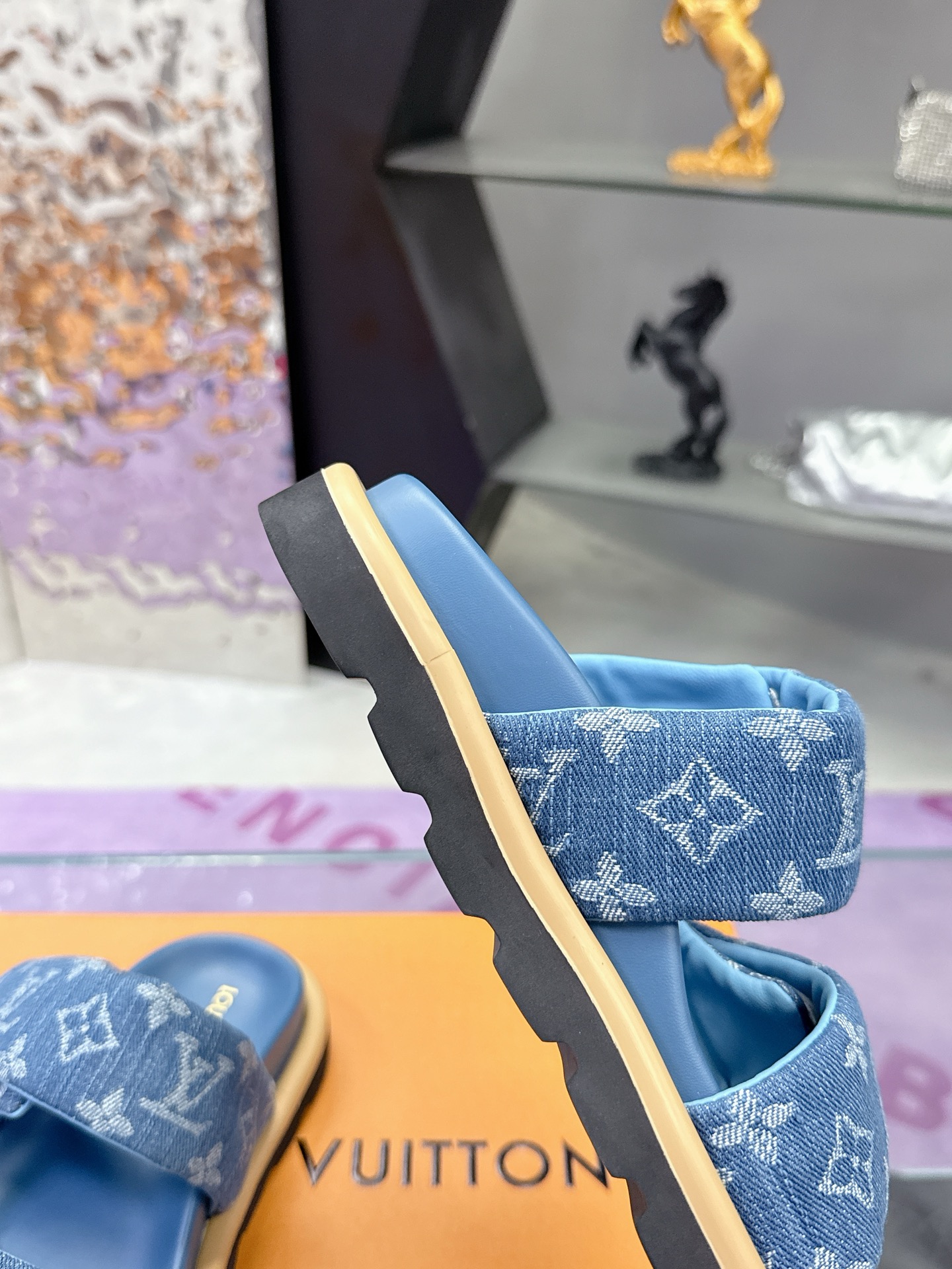 Louis Vuitton Pool Pillow Comfort Sandals, Unisex - Image 8
