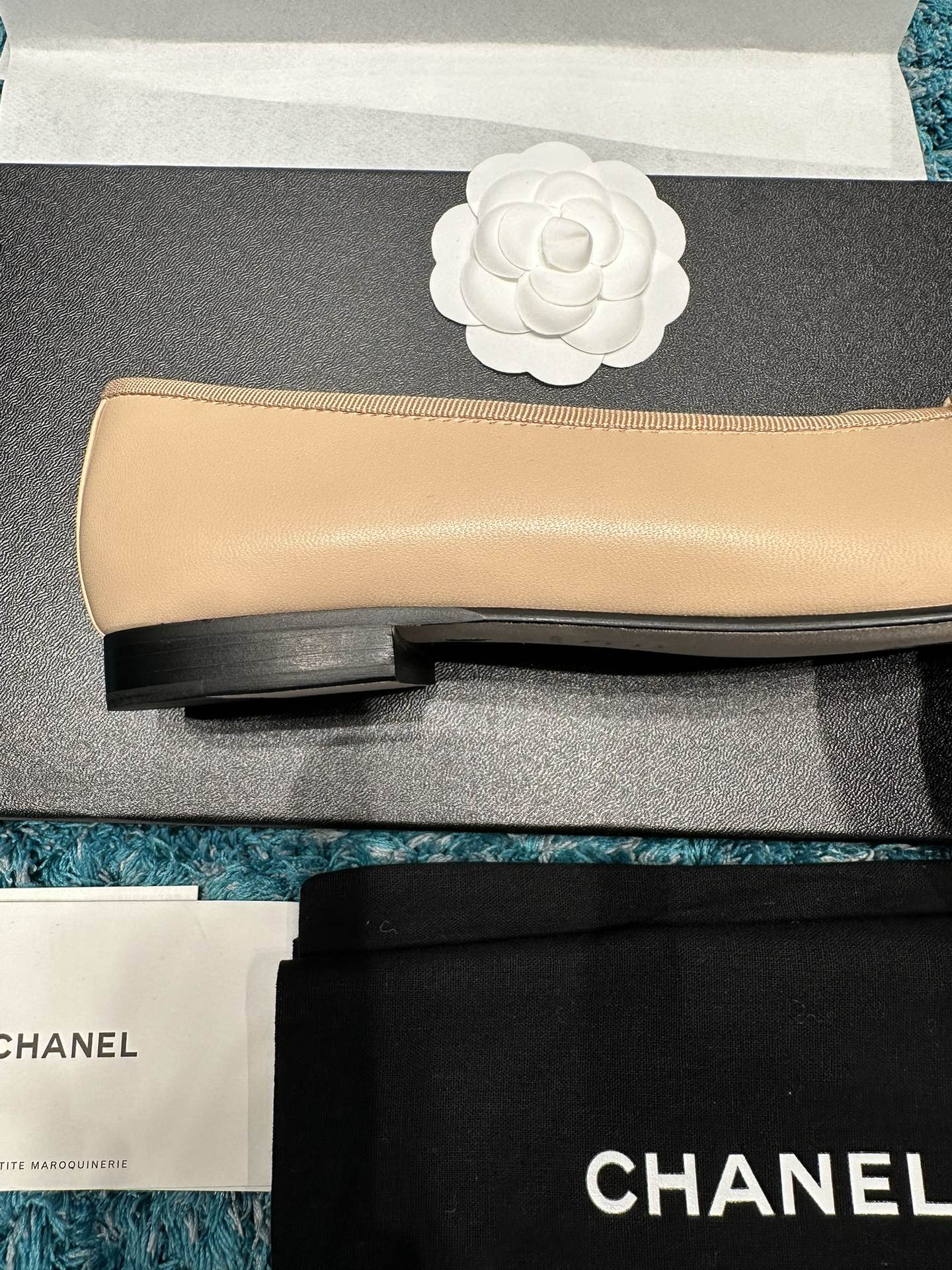 Chanel round-toe ballet shoes - Image 7