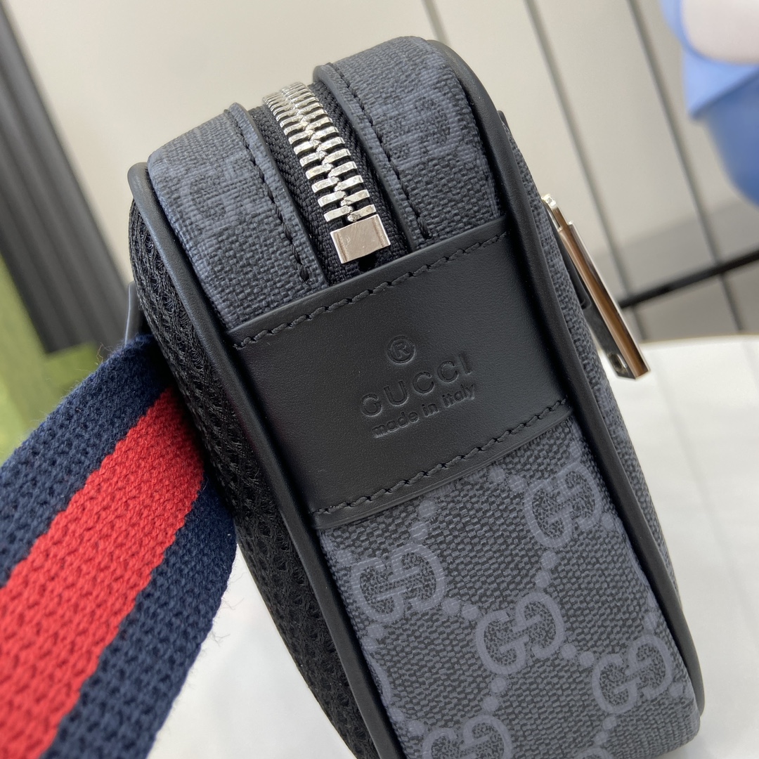 Gucci's popular GG Supreme black and grey monogram crossbody camera bag - Image 9