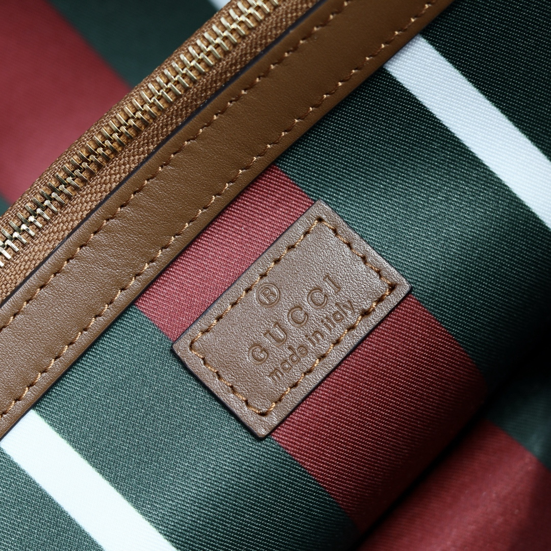 Gucci GG Emblem Classic Monogram Tote Bag - Image 9