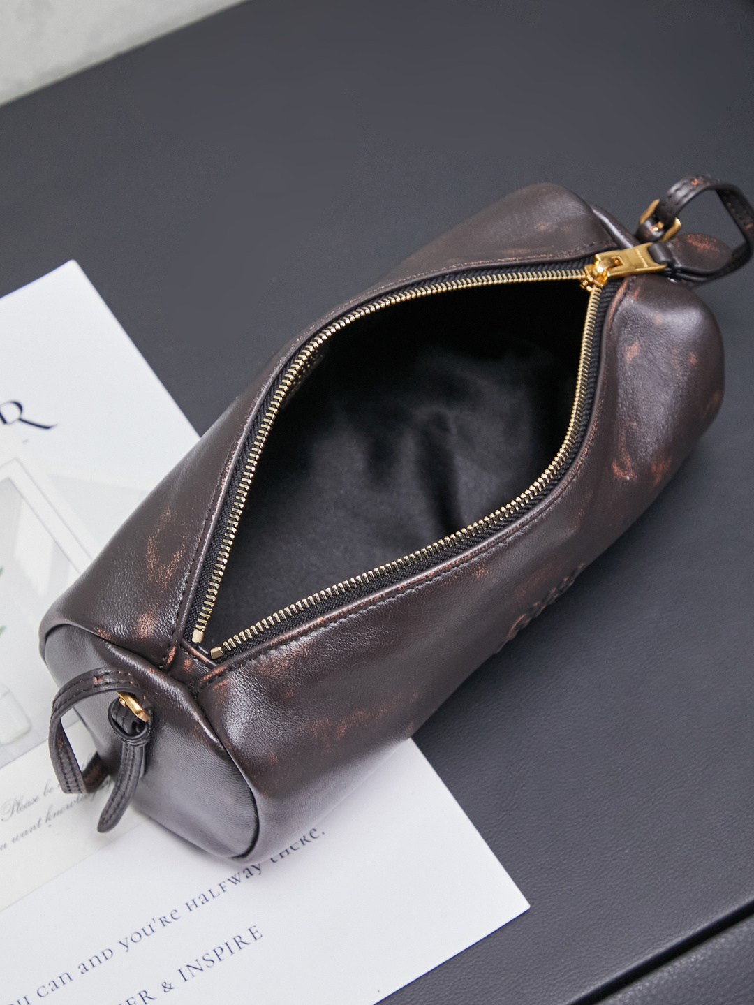 Miu Miu distressed genuine leather cylindrical shoulder bag - Image 9
