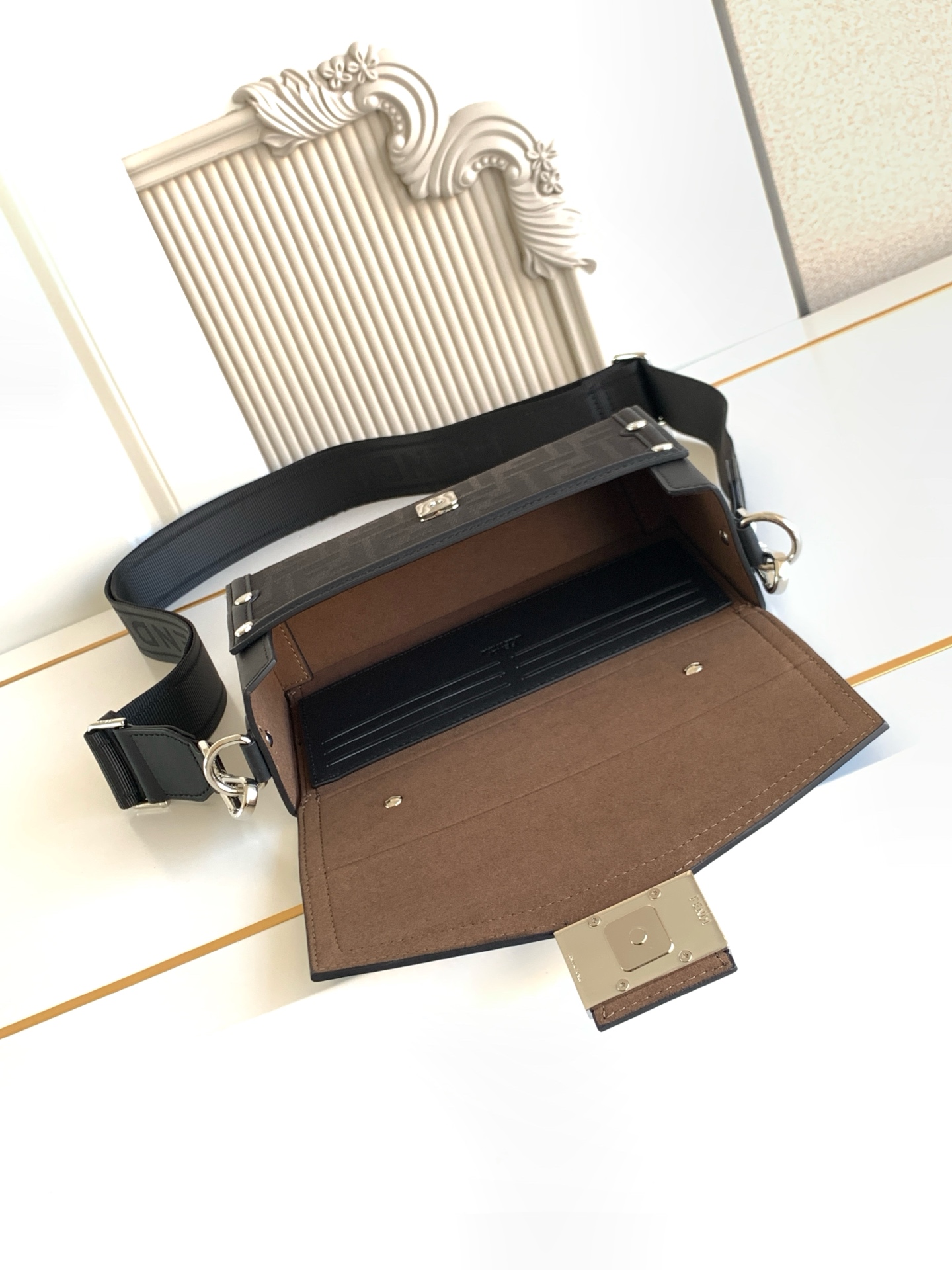 FENDI Baguette Soft Trunk Box Bag - Image 10