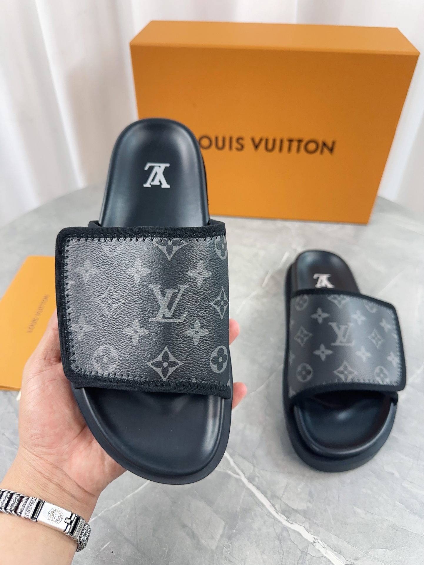 Louis Vuitton MIAMI Sandals (1AIXCM/1AIXCY) - Image 8