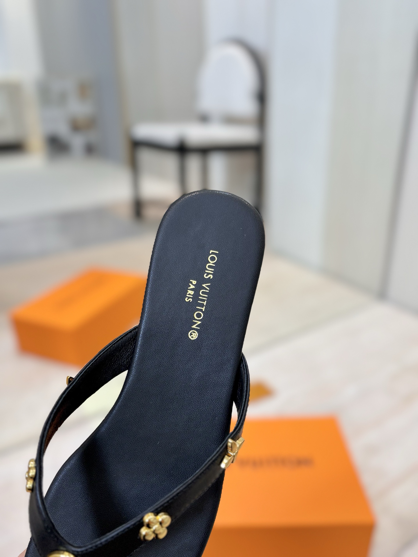 Louis Vuitton GAIA Flat Flip-Flops - Image 13