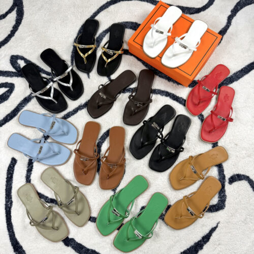 Hermès Oasis Kelly Buckle Flip-Flops