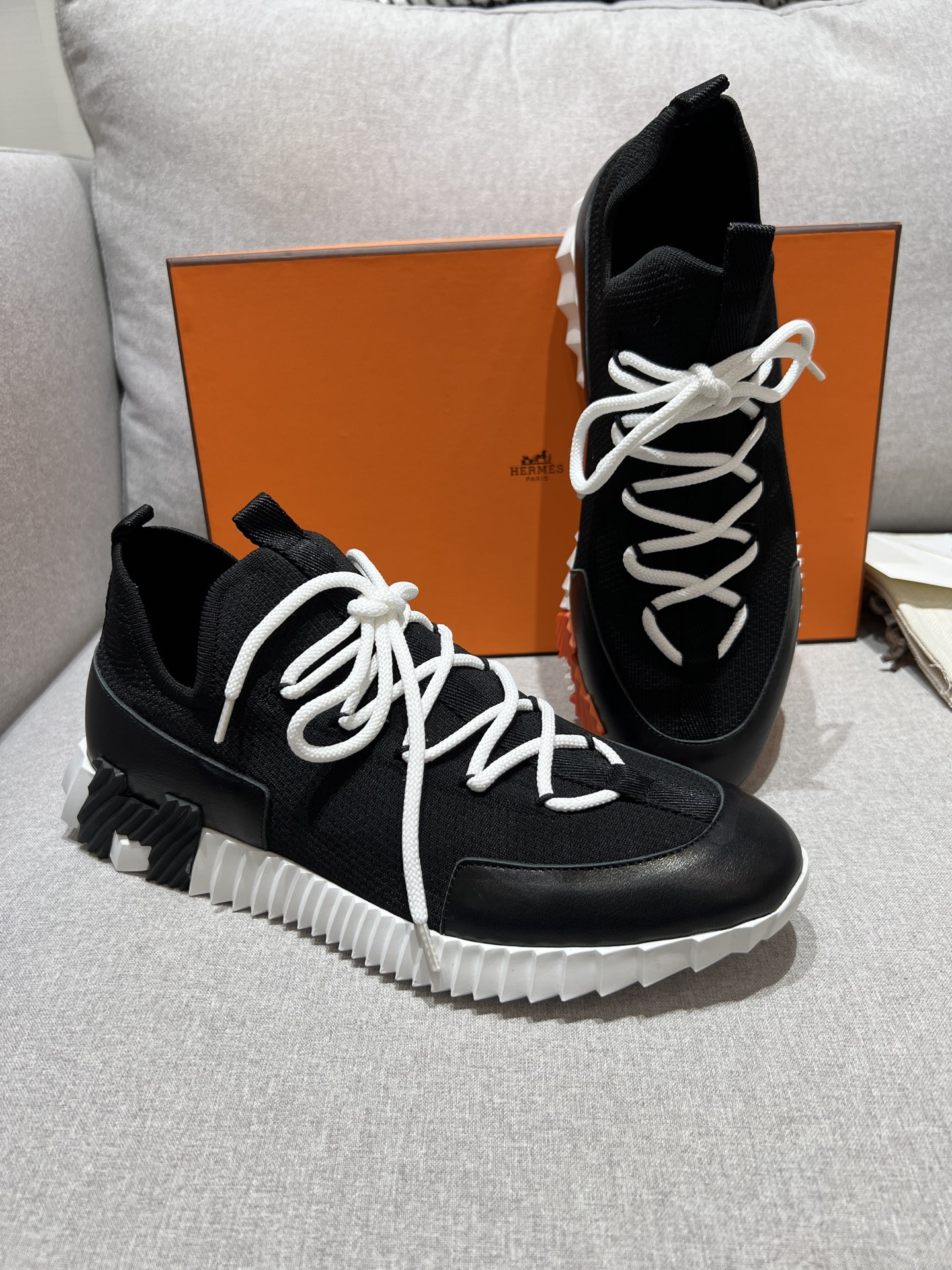 Hermès Lift series knitted couple sneakers - Image 10