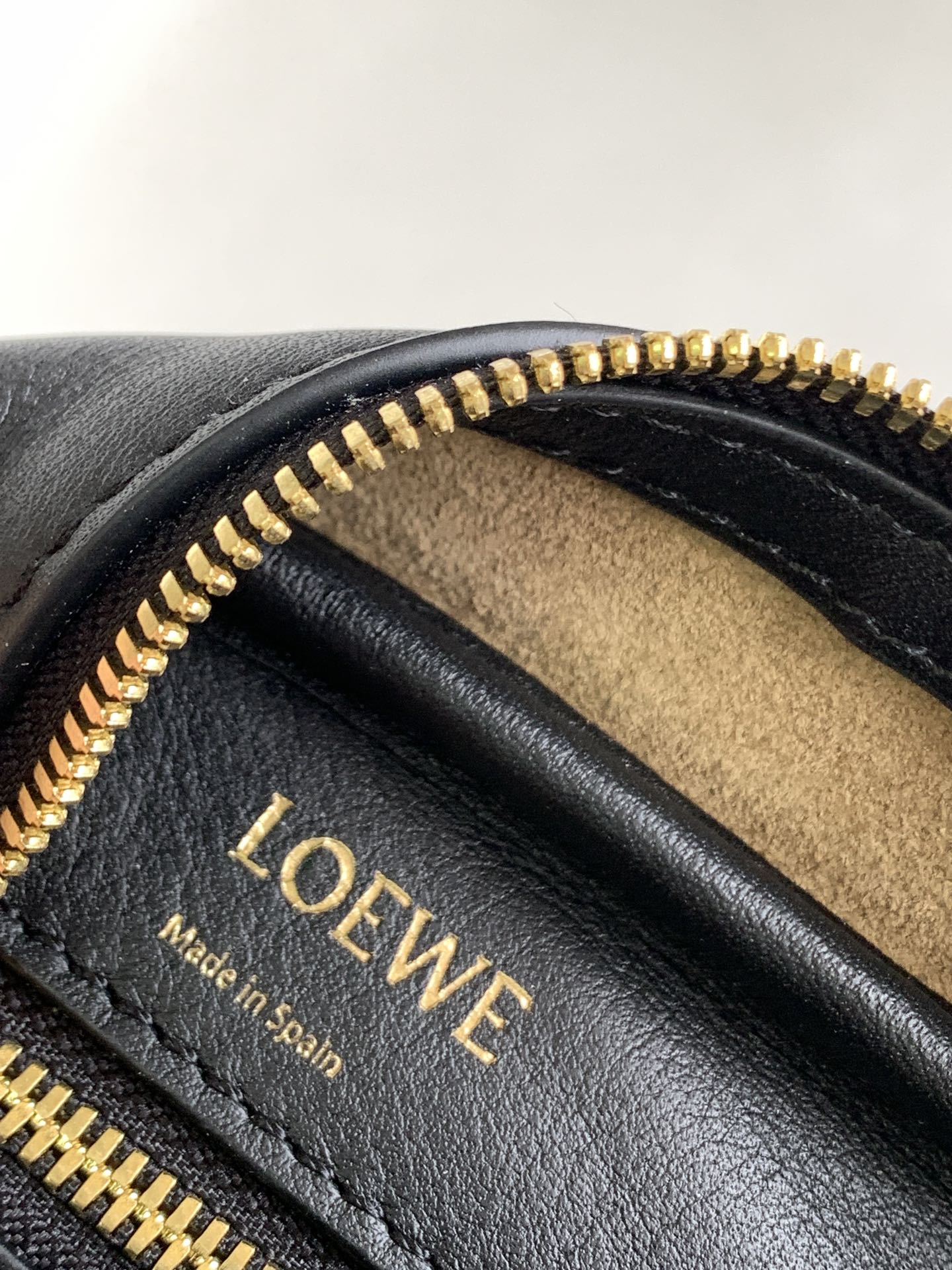 LOEWE Amazona 23 handbag - Image 9