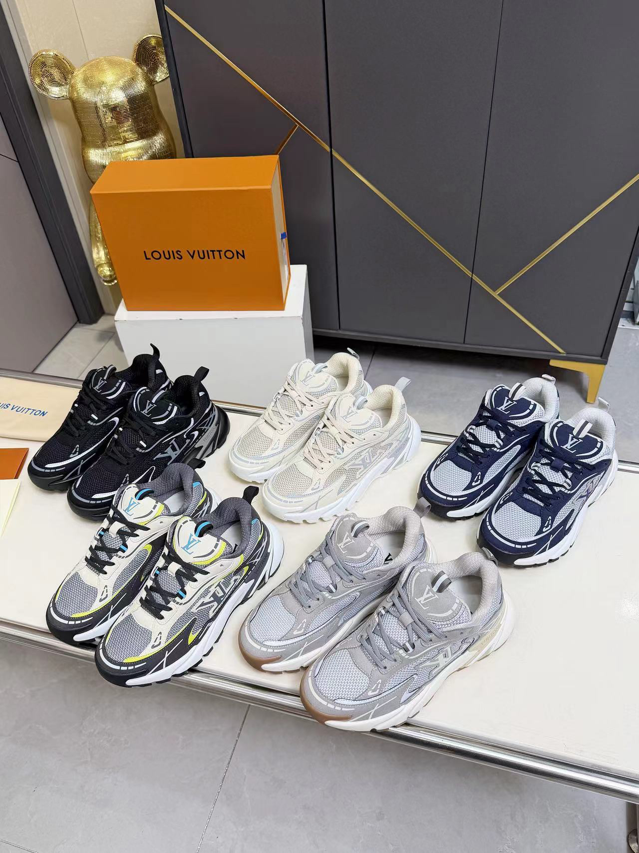 Louis Vuitton RUNNER TATIC sneakers