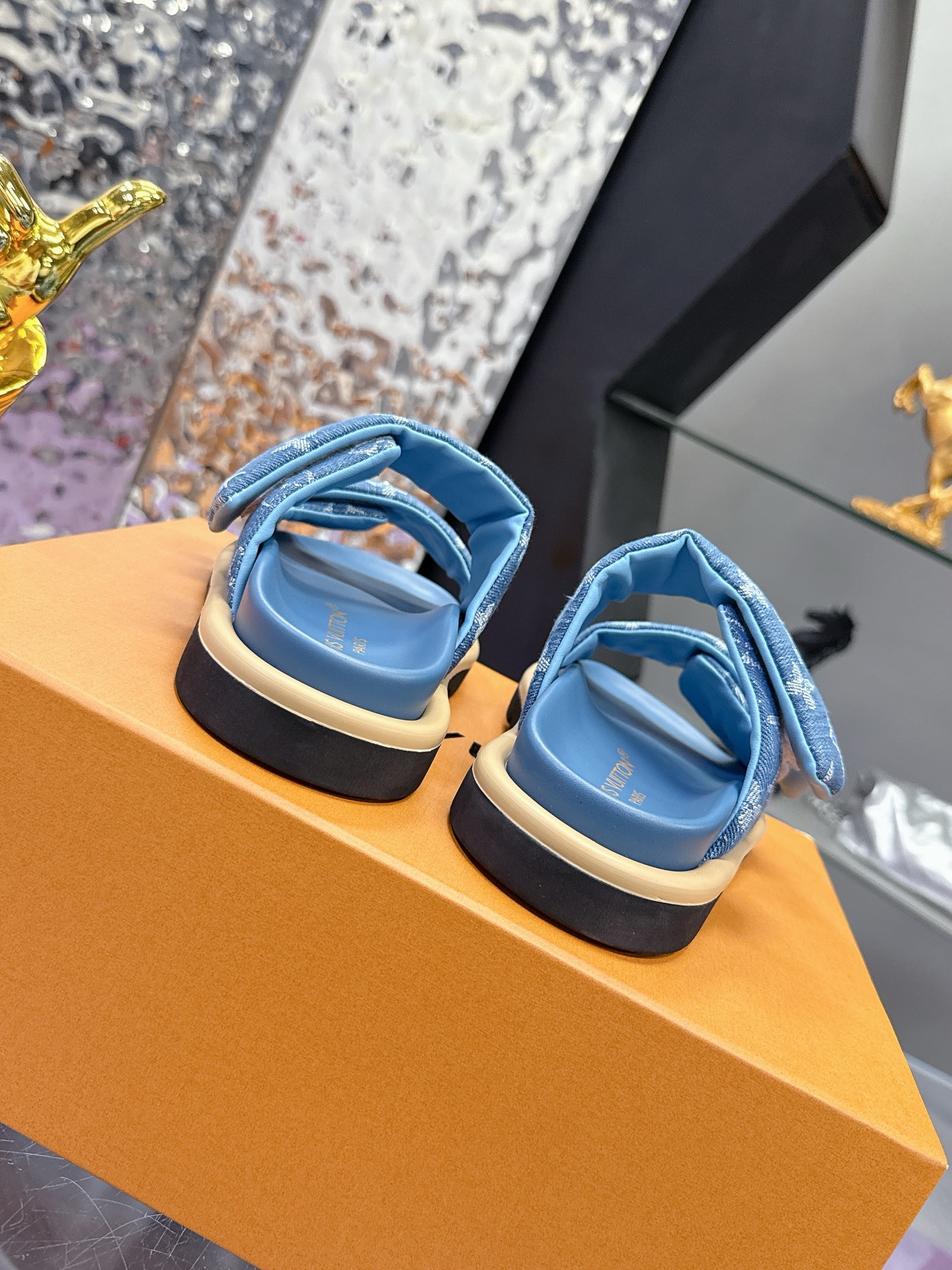 Louis Vuitton Pool Pillow Comfort Sandals, Unisex - Image 9