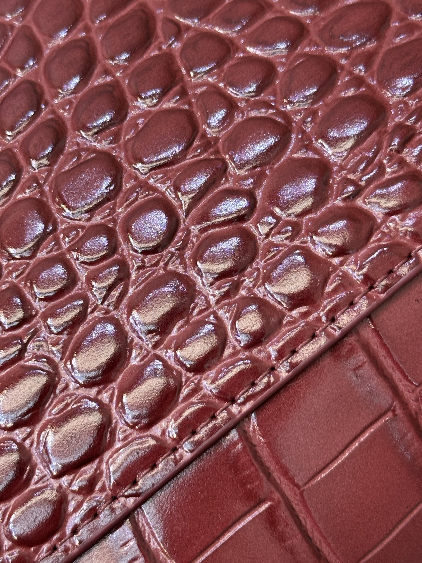 Chanel 26S Crocodile Embossed Cerf Tote Shopping Bag - Image 7
