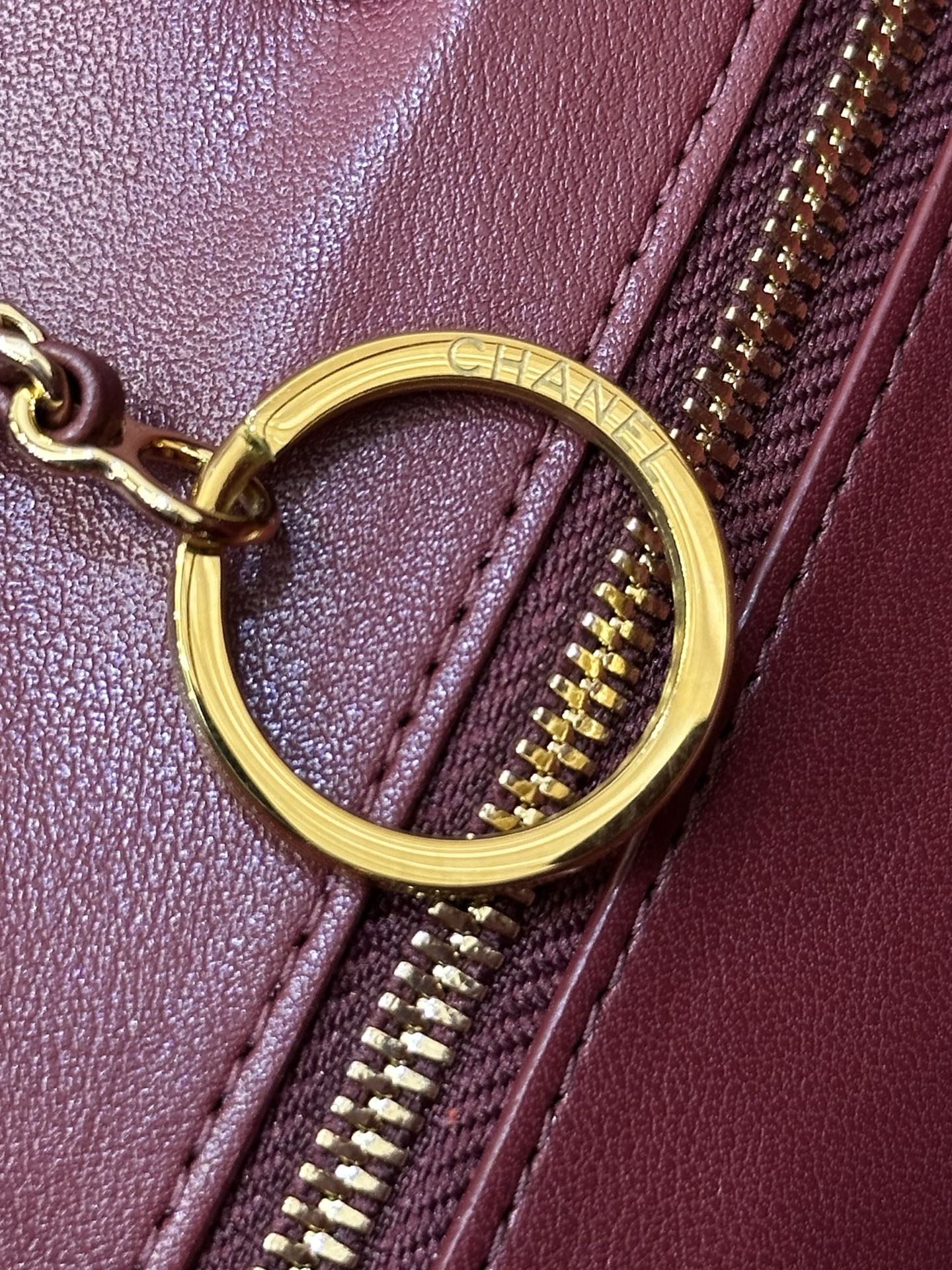 Chanel 26S Crocodile Embossed Cerf Tote Shopping Bag - Image 19