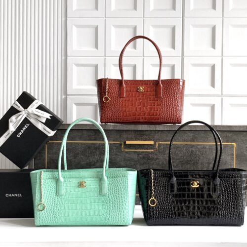 Chanel 26S Crocodile Embossed Cerf Tote Shopping Bag