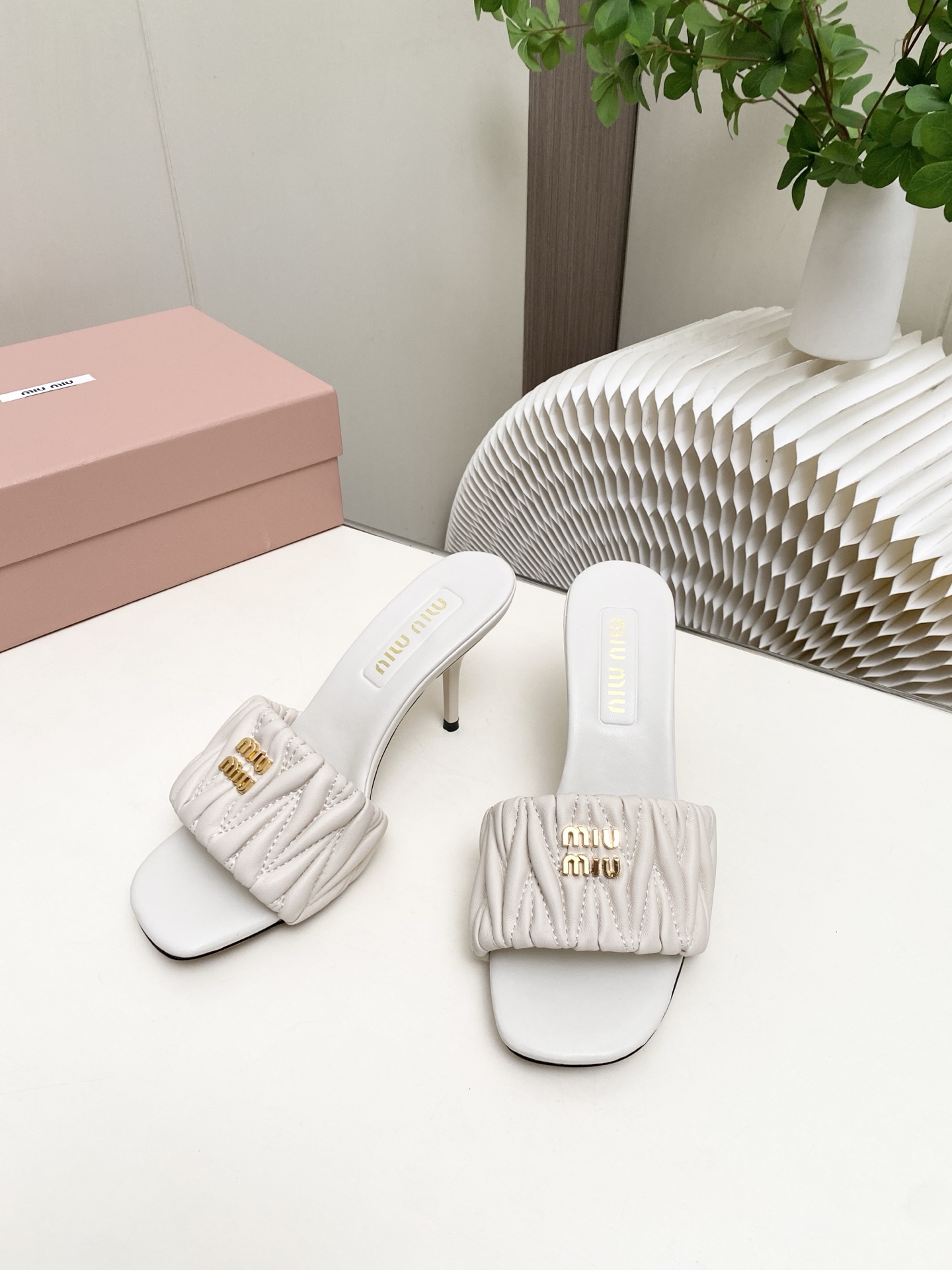 Miu Miu Matelassé pleated stiletto sandals - Image 2