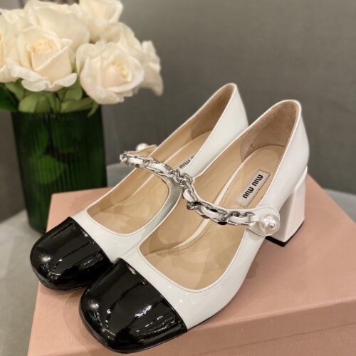 Miu Miu color-blocked pearl chain Mary Jane chunky heels