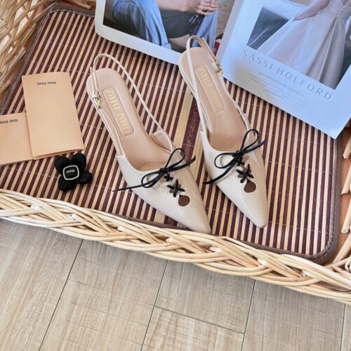 Alternative view of Miu Miu patent leather strappy bow pointed-toe open-back high-heeled sandals