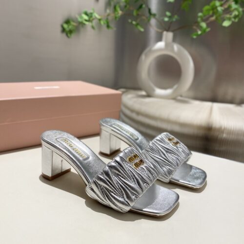 Alternative view of MiuMiuMiu Spring/Summer New Slippers Collection
