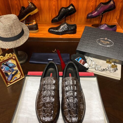 PRADA crocodile-pattern slip-on loafers for business use